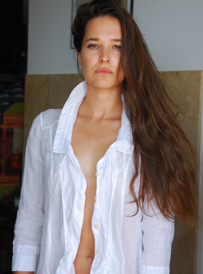 Female model photo shoot of Lena Roma