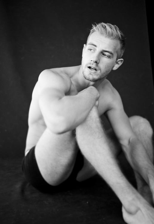 Male model photo shoot of Frans Dam