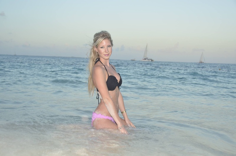 Female model photo shoot of BrittyGogol in Cancun