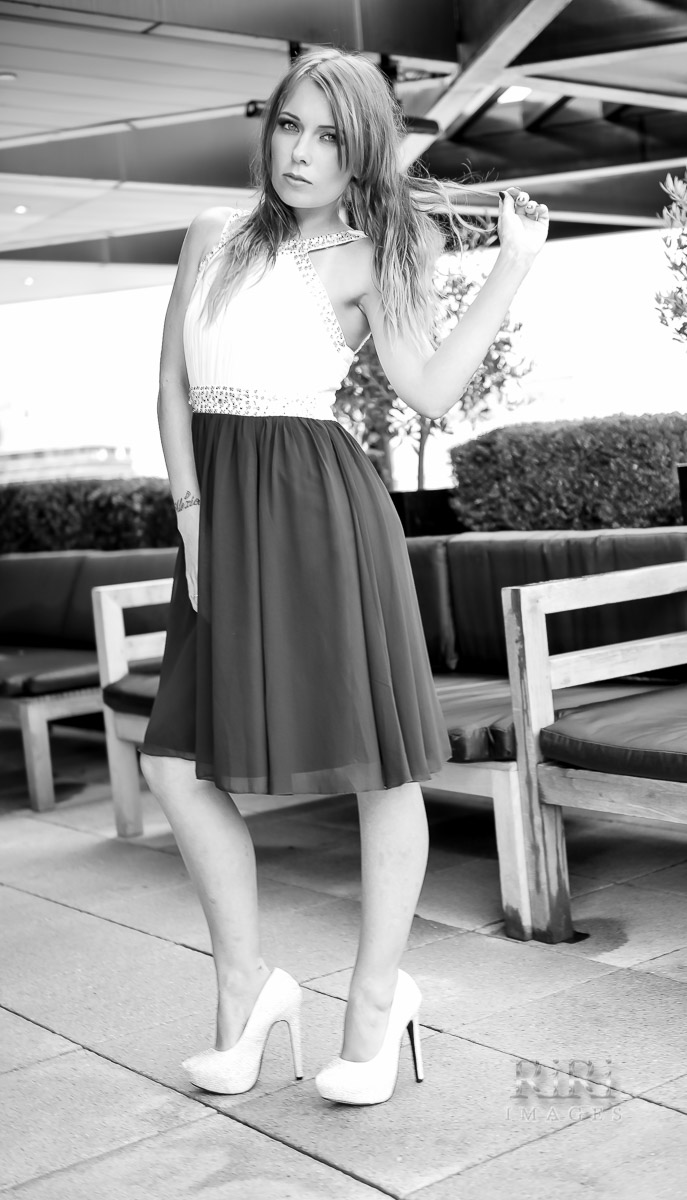 Female model photo shoot of LeighBee2101