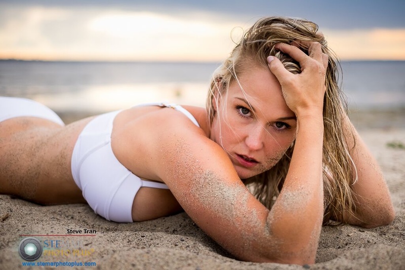 Female model photo shoot of Kimberly Crowder
