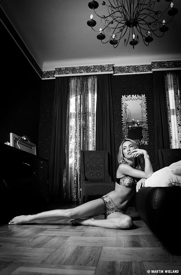 Female model photo shoot of Veronika Fasterova