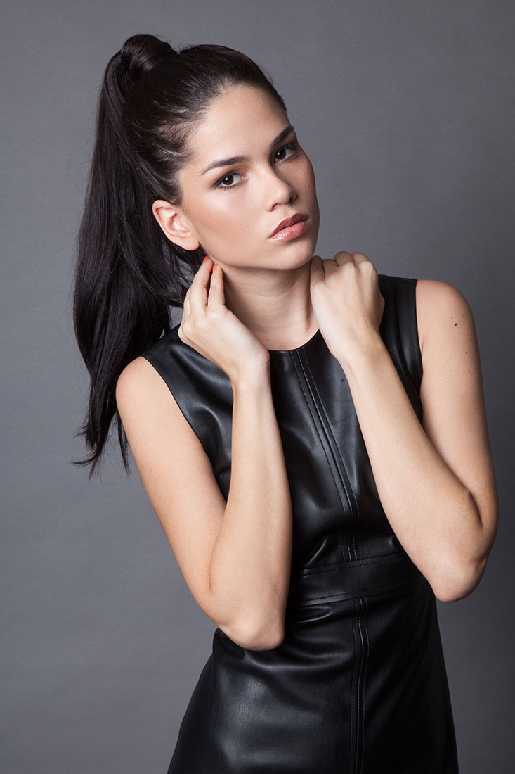 Female model photo shoot of Samee Tatu
