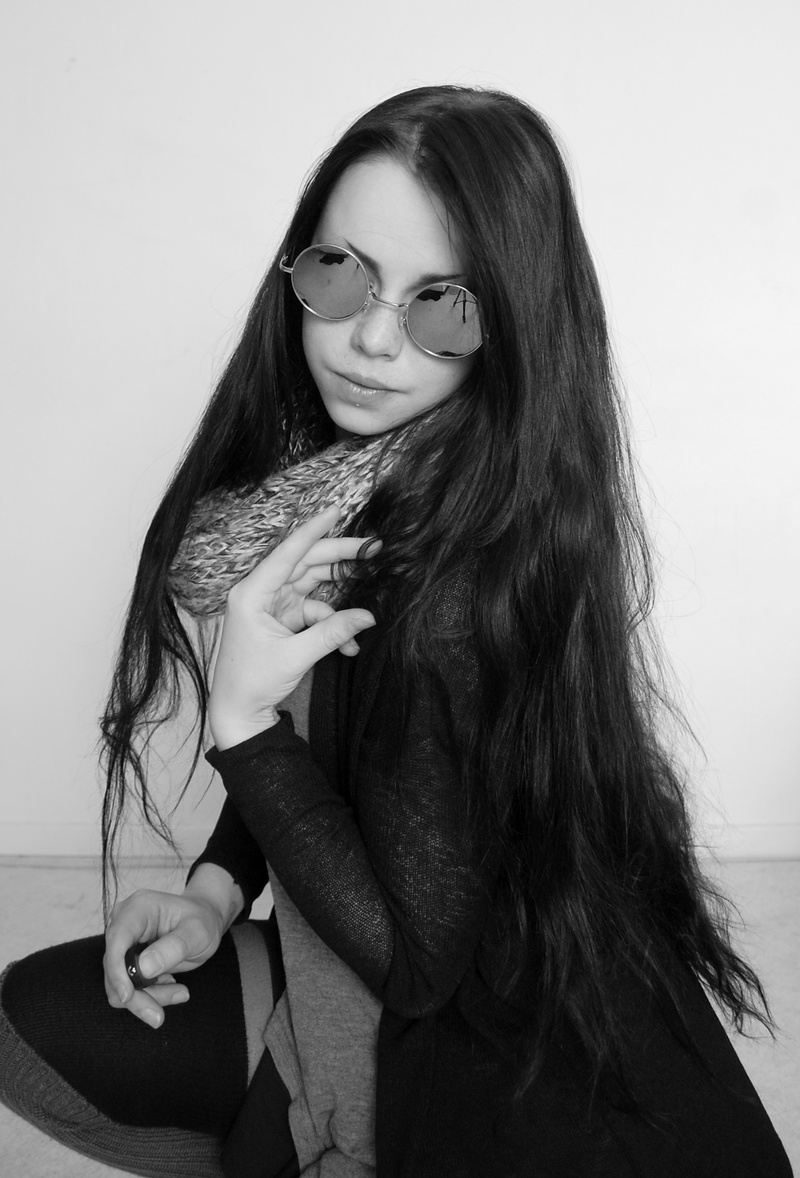 Female model photo shoot of Nikolinex