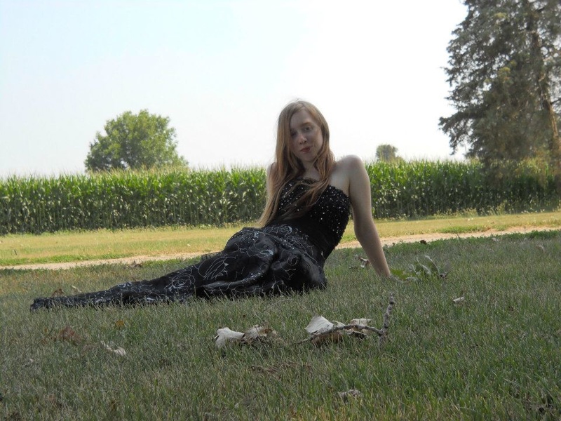 Female model photo shoot of Jodie Starrlight in Utica IL