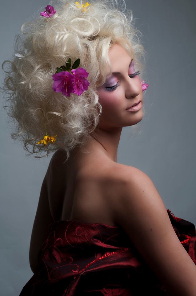 Female model photo shoot of Breana Dee Makeup