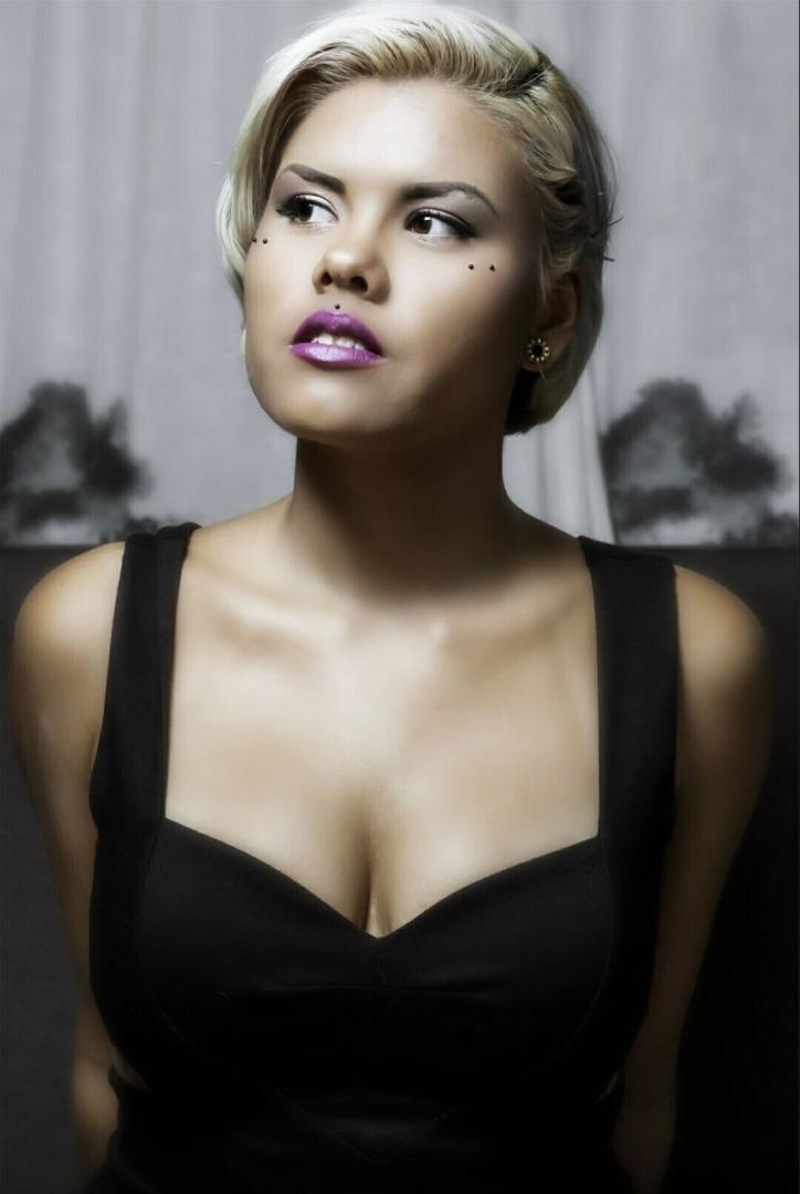 Female model photo shoot of Jay Divine by Andre Renaldo in Jack London