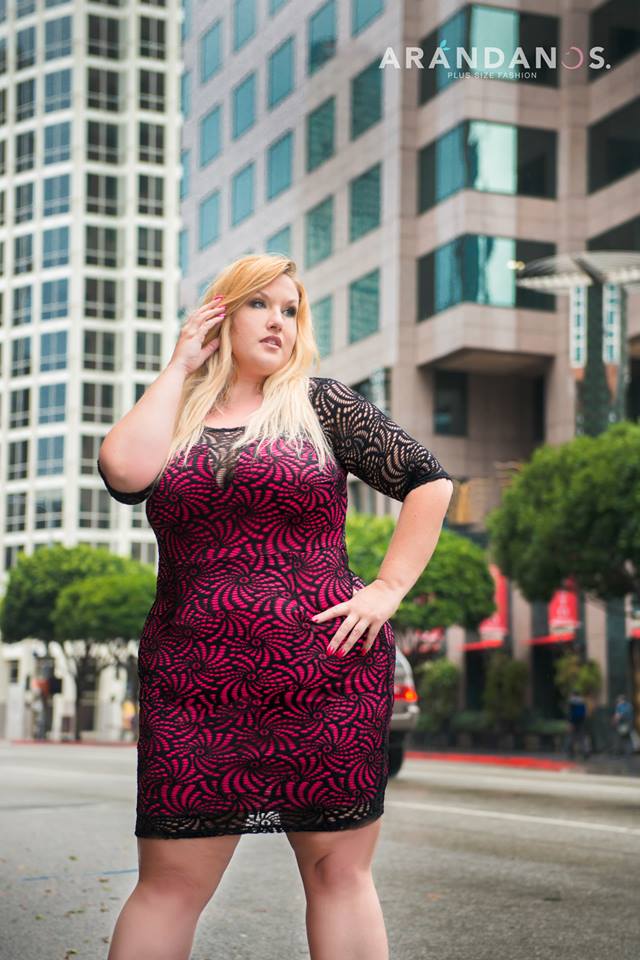 Female model photo shoot of BlondeBBW in Los Angeles