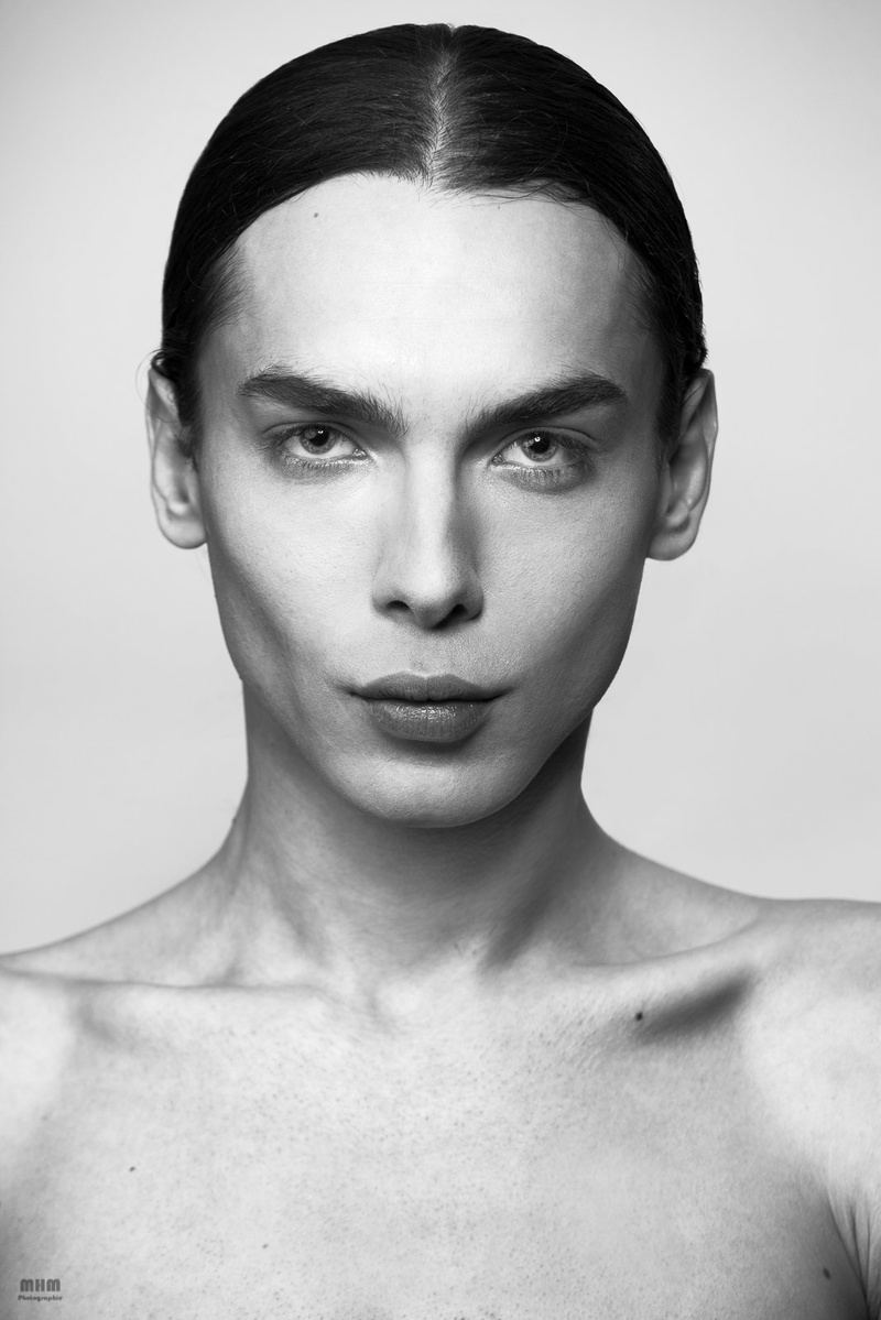 Male model photo shoot of Dorian Duc