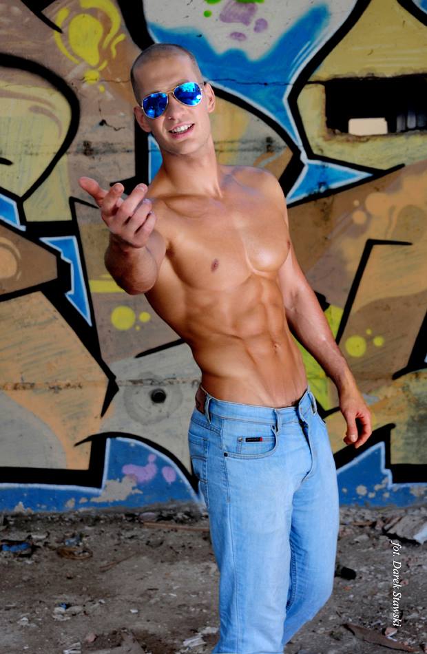 Male model photo shoot of mateuszglogowski