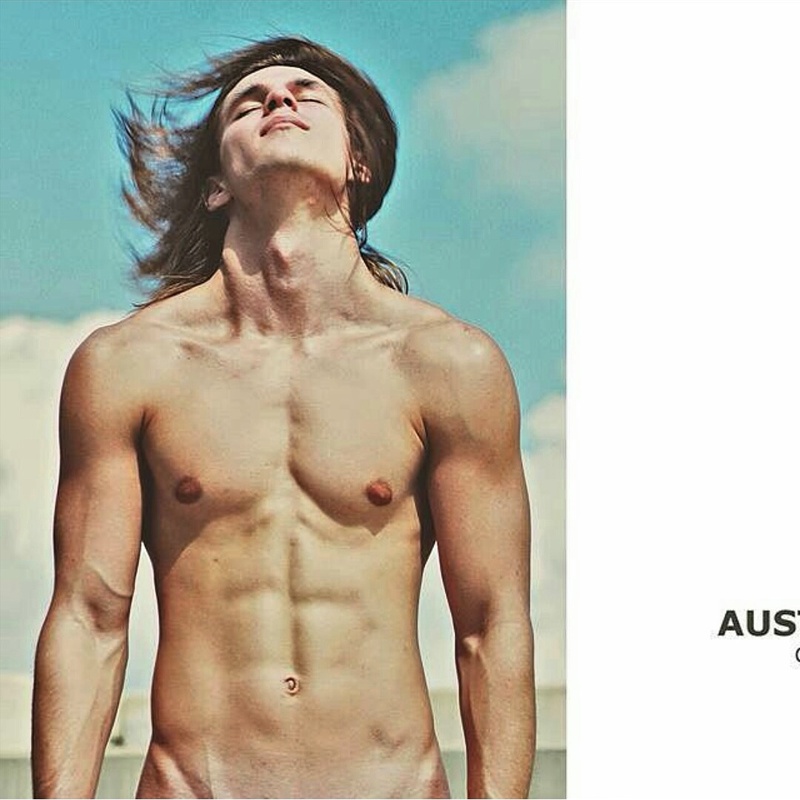 Male model photo shoot of Austin Warner