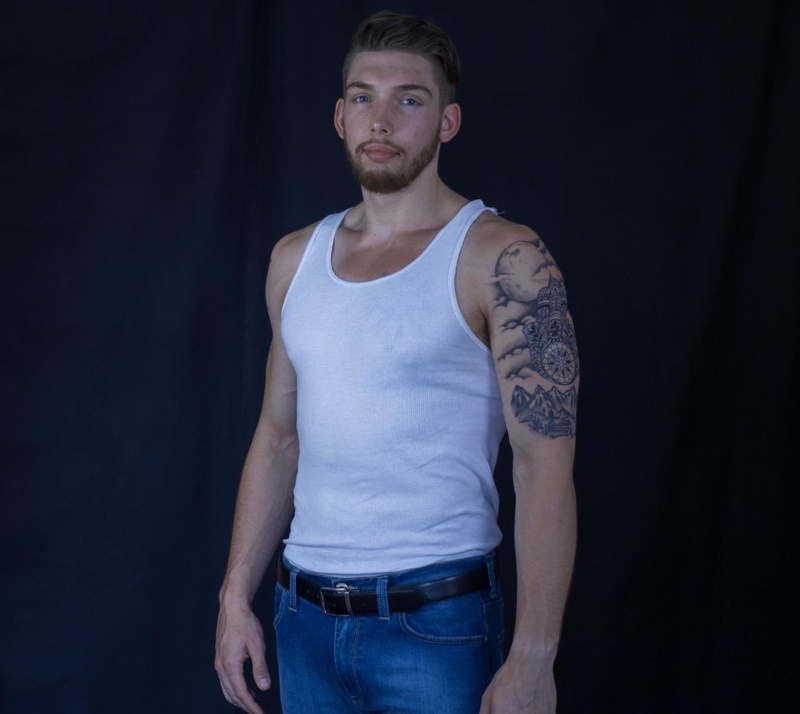 Male model photo shoot of DrewKodelja