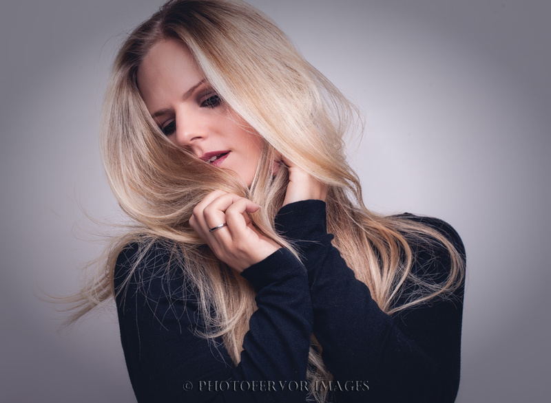 Female model photo shoot of Caroline Hutchins