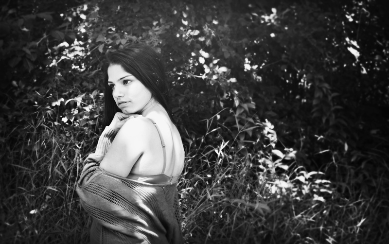 Female model photo shoot of Savvy Stills Artistry in Photographers Location (Backyard)