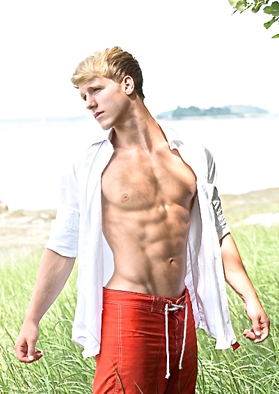 Male model photo shoot of Clayton Gentry