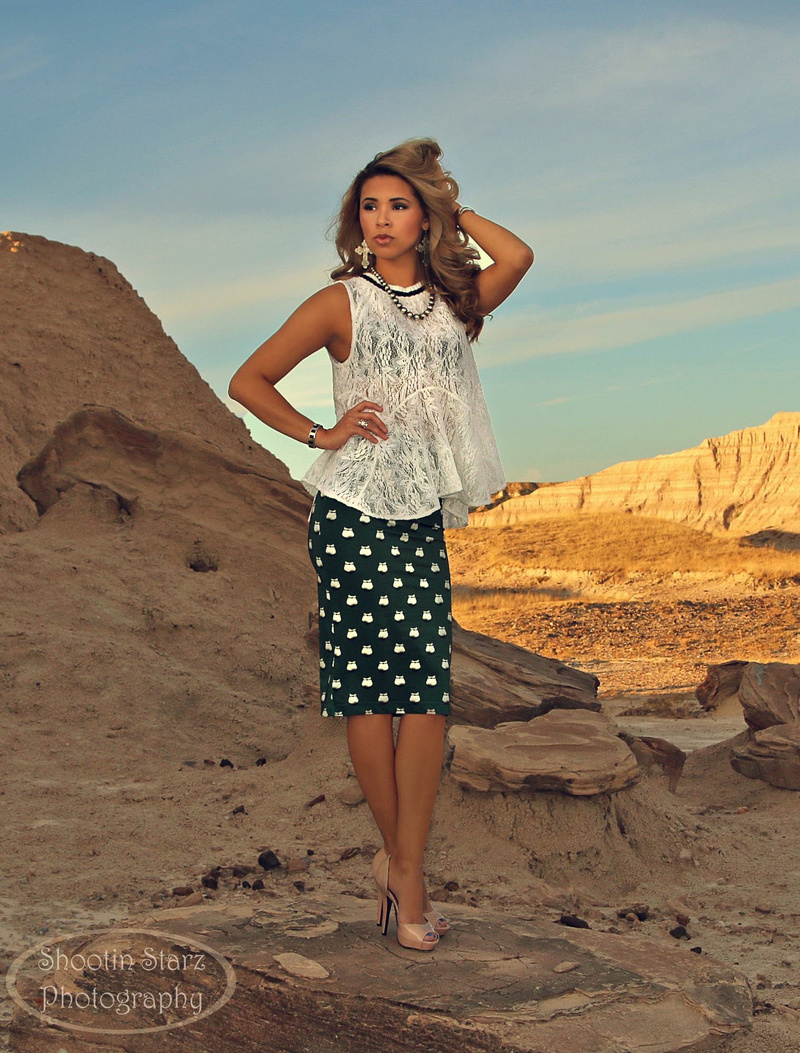Female model photo shoot of Sonyah Shae in Badlands