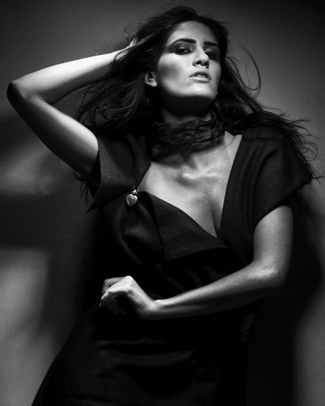 Female model photo shoot of Vanessa Fernandes