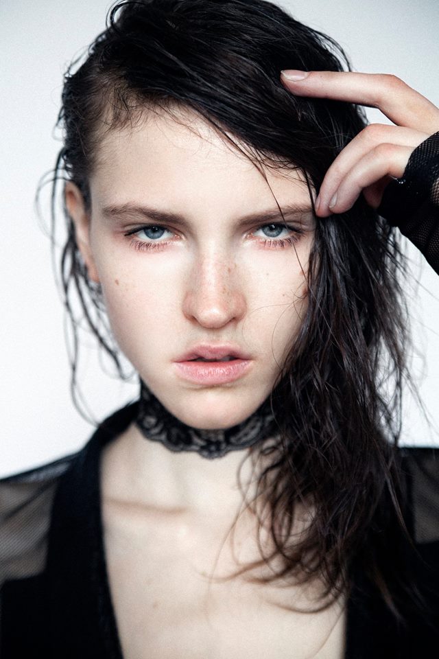Female model photo shoot of Simona