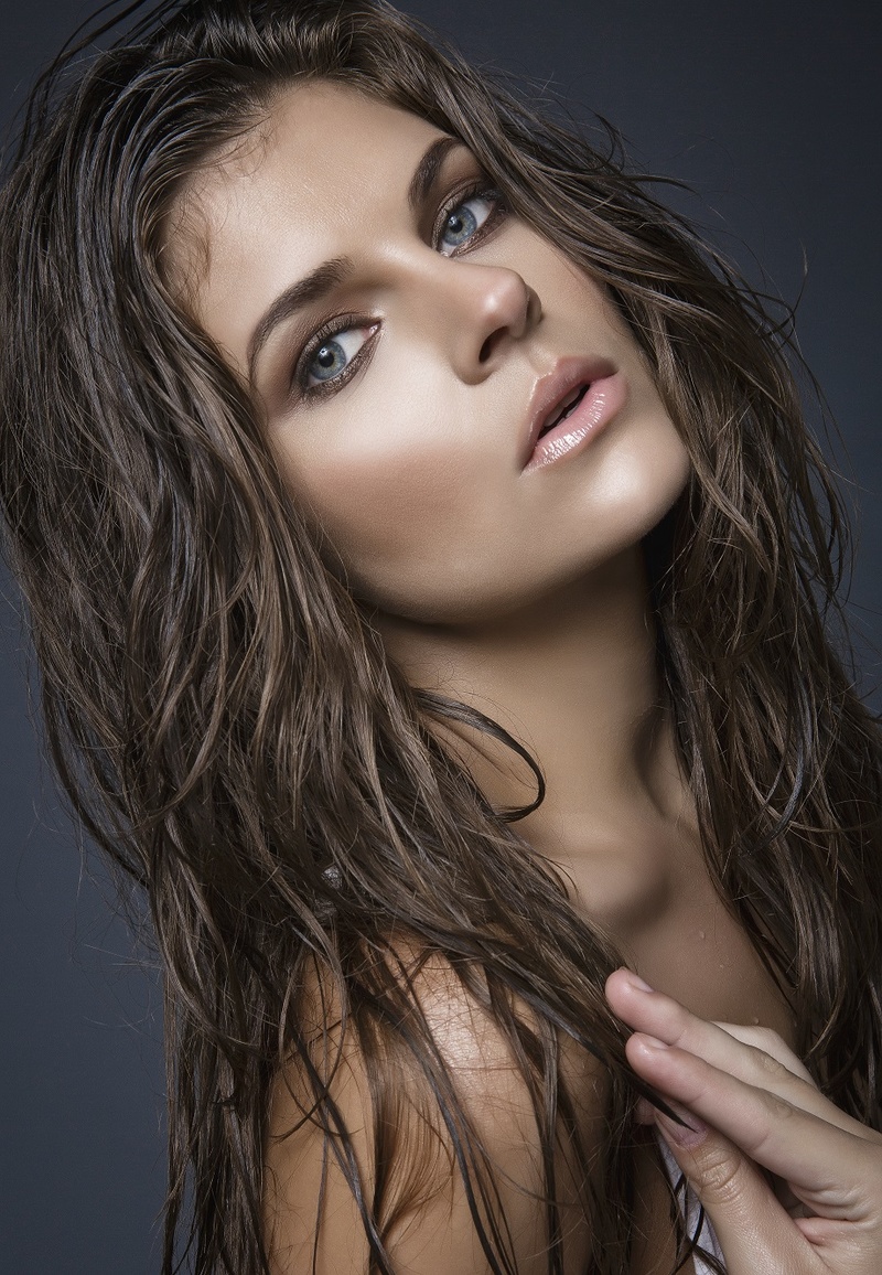 Female model photo shoot of Valerie Gatto