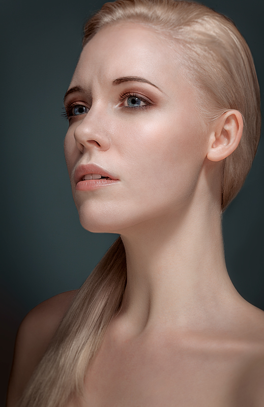 Female model photo shoot of Kateryna Nikitina by stephaneb