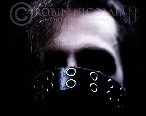 Male model photo shoot of Robin Nicolai