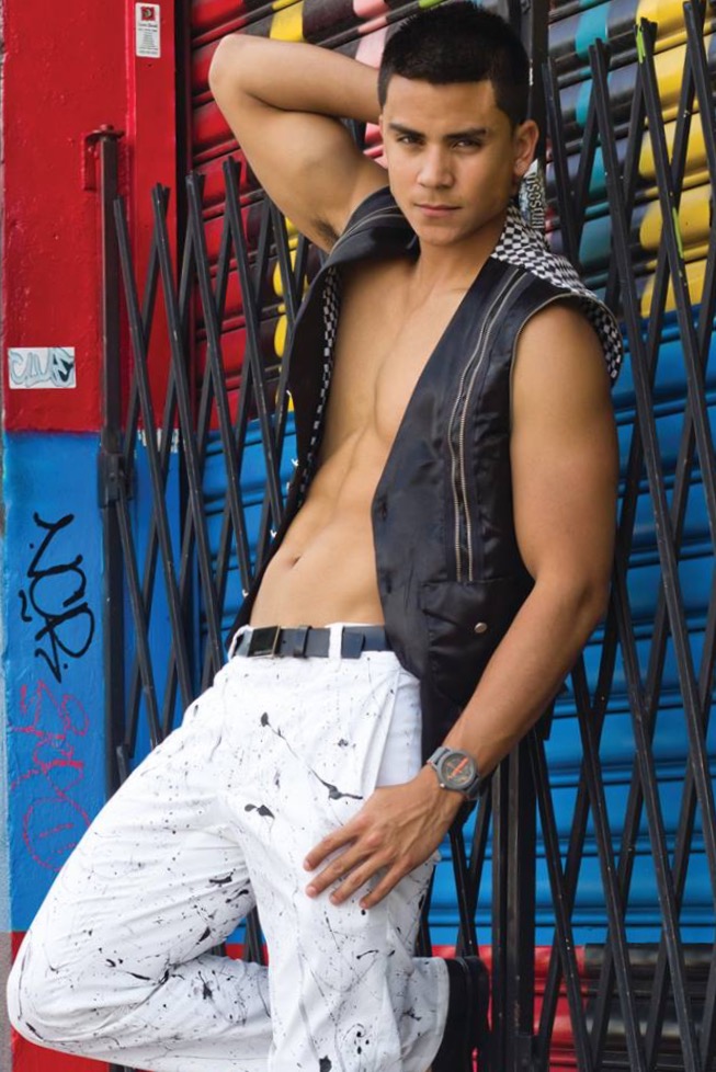 Male model photo shoot of Carlos Torrealba