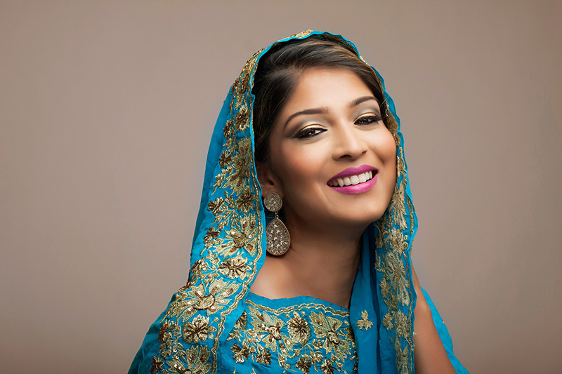 Female model photo shoot of IndianBeauty