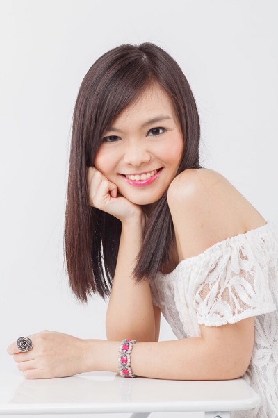 Female model photo shoot of Huiyan Ng