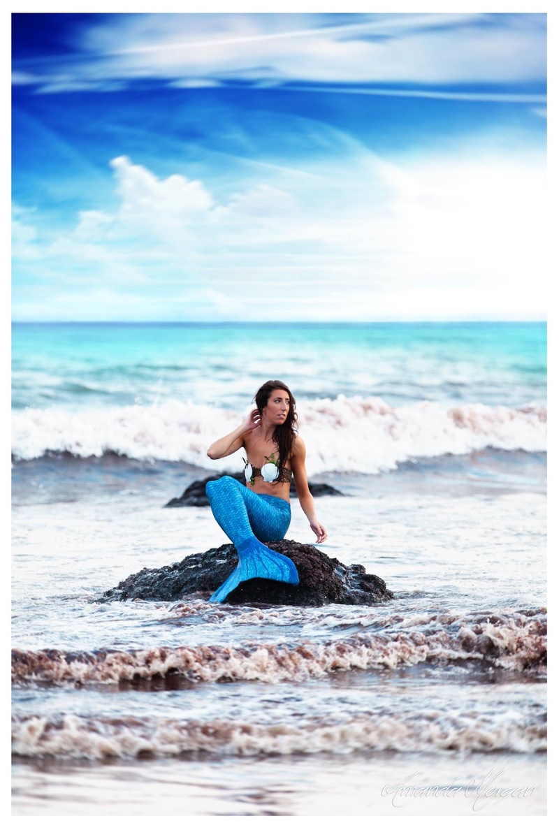 Female model photo shoot of Rachel Lessne in Easton's Beach, Newport, RI