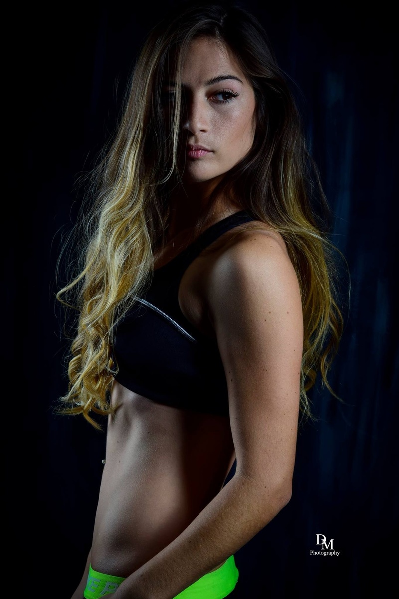 Female model photo shoot of Lauren Reyes in OC Wonderland Studio