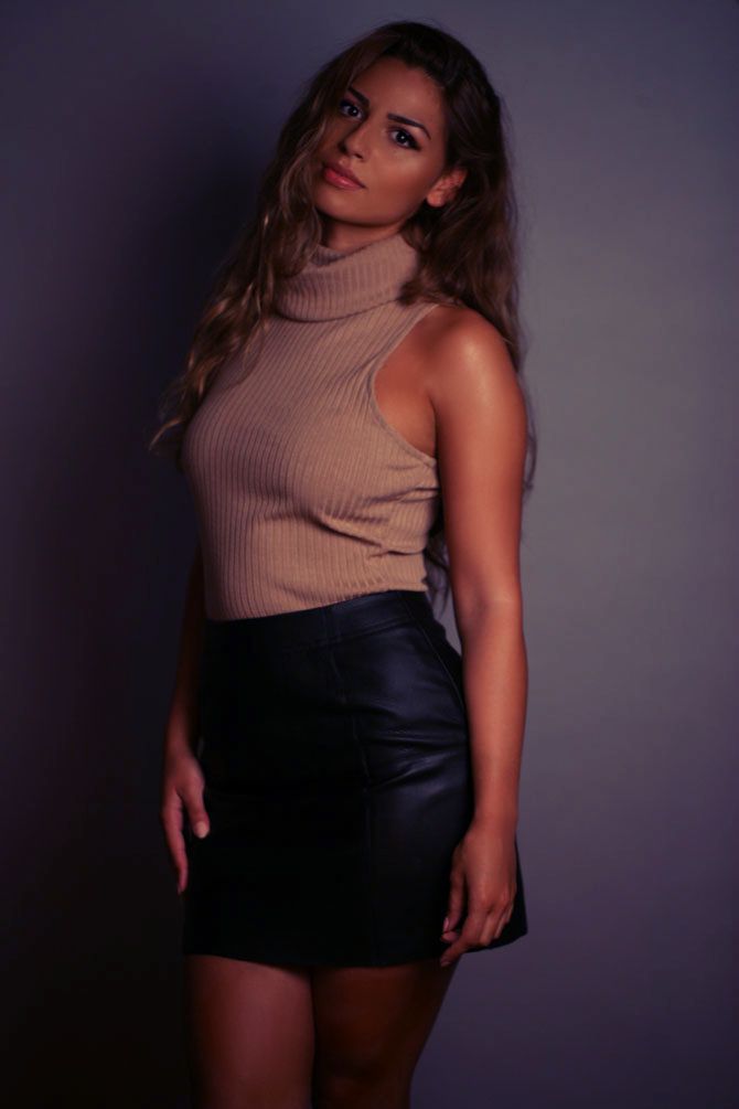 Female model photo shoot of Joanne Morales in Kentish Town TMP Studios