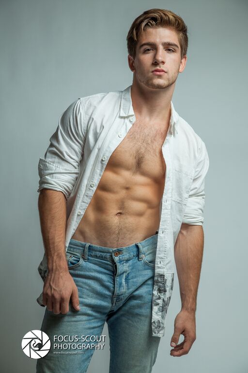 Male model photo shoot of AntonioBruno