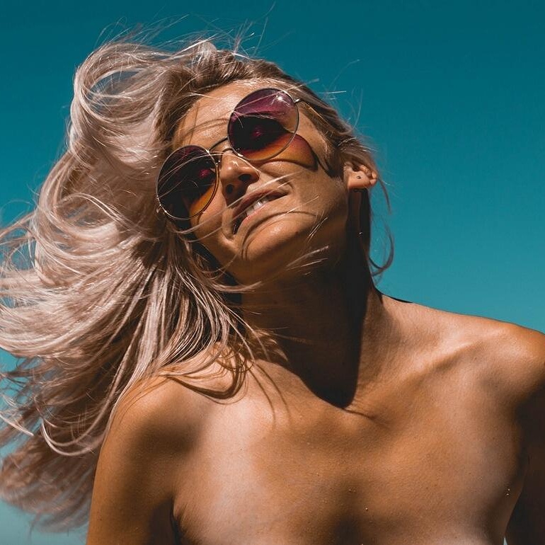 Female model photo shoot of Ariel Taylor