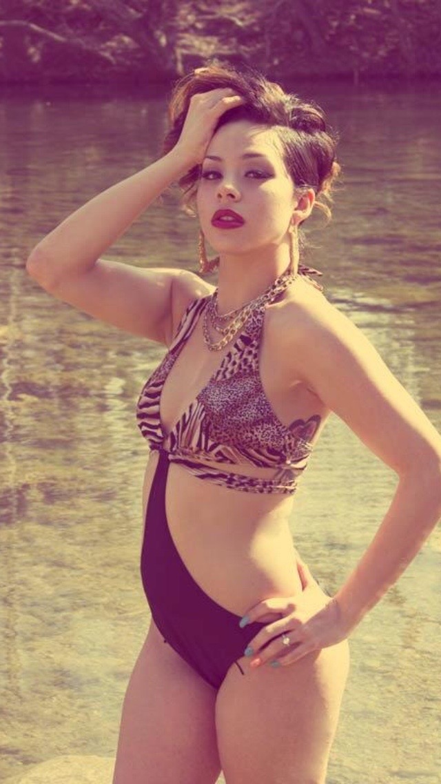 Female model photo shoot of Destiny_Hernandez