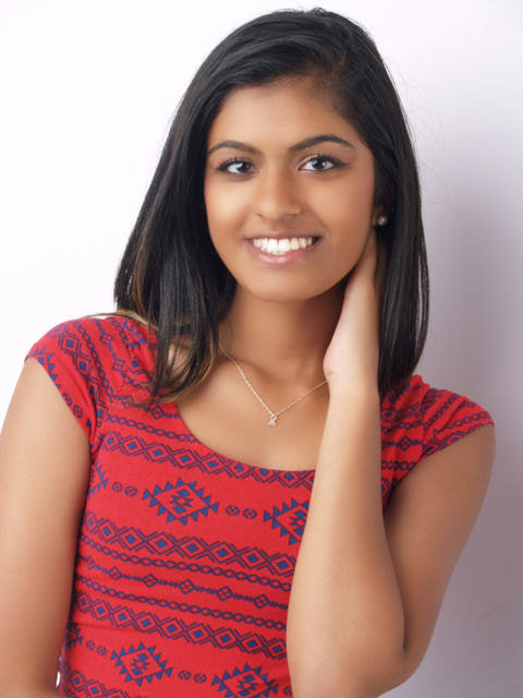 Female model photo shoot of aashana