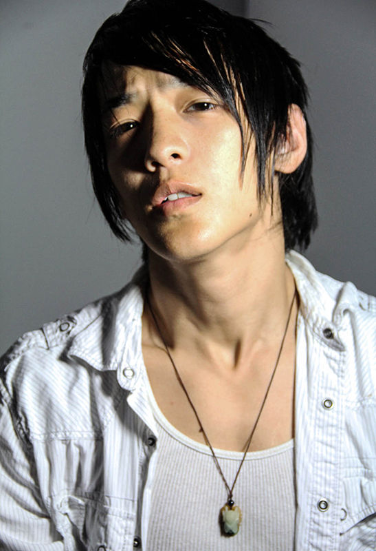 Male model photo shoot of Andy Chiu