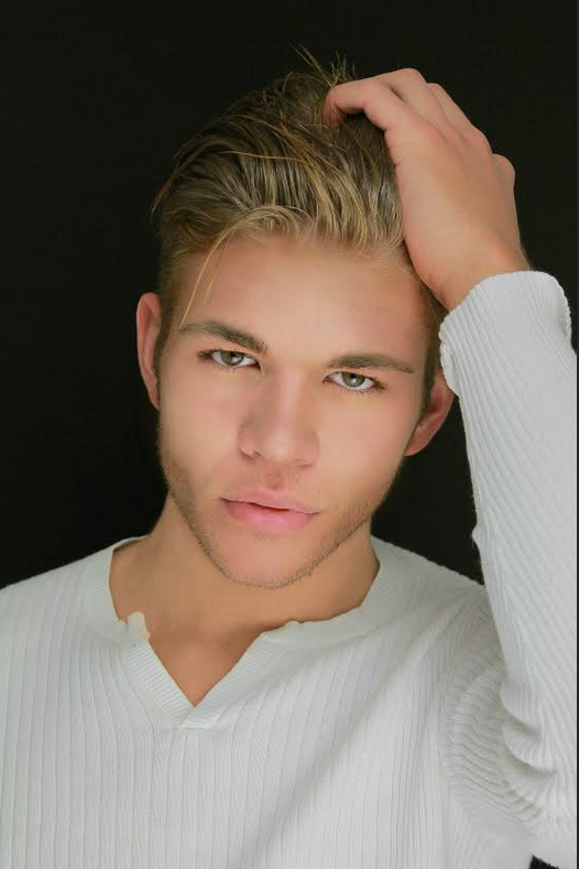 Male model photo shoot of Gaige Guillory