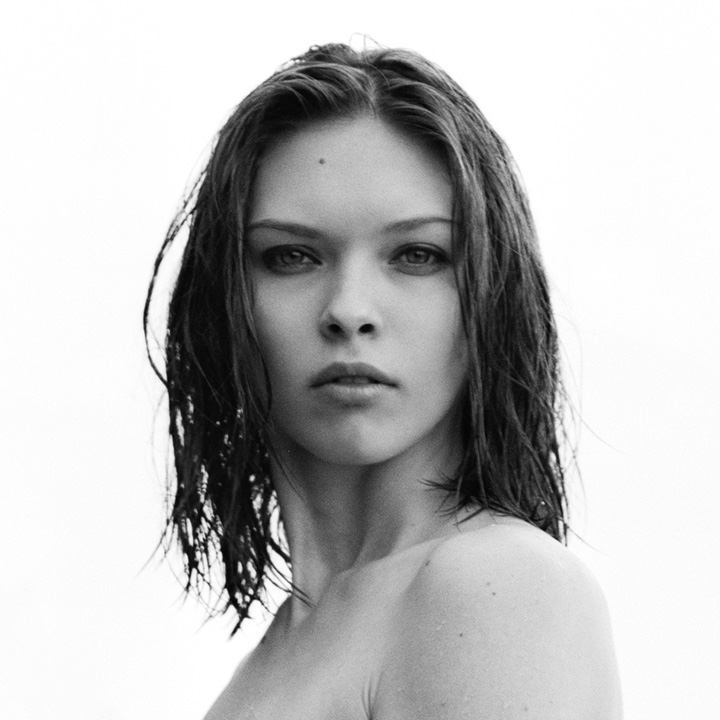 Female model photo shoot of Anna Totti