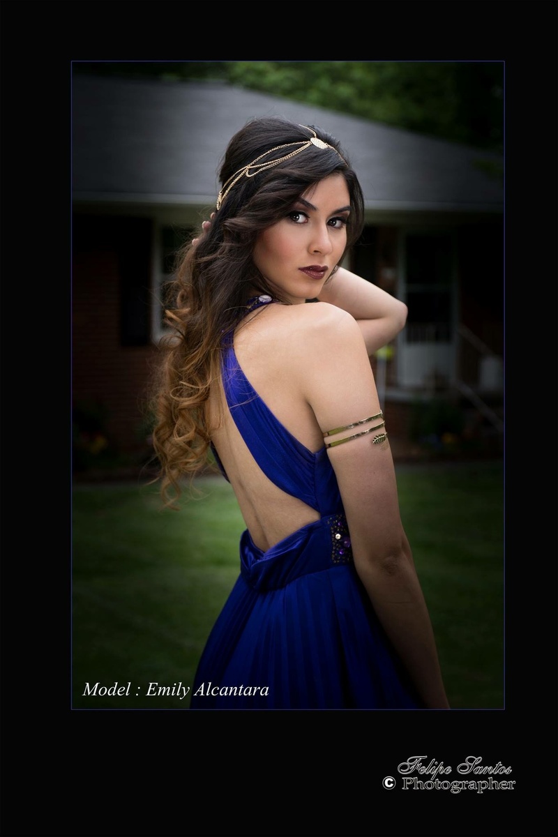 Female model photo shoot of Emily Alcantara
