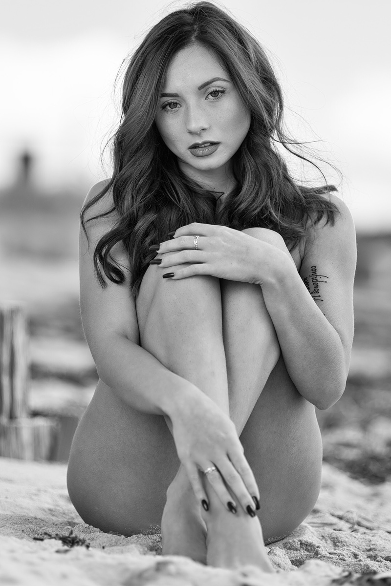 Female model photo shoot of Ariana Leigh  by Gerardo Torres