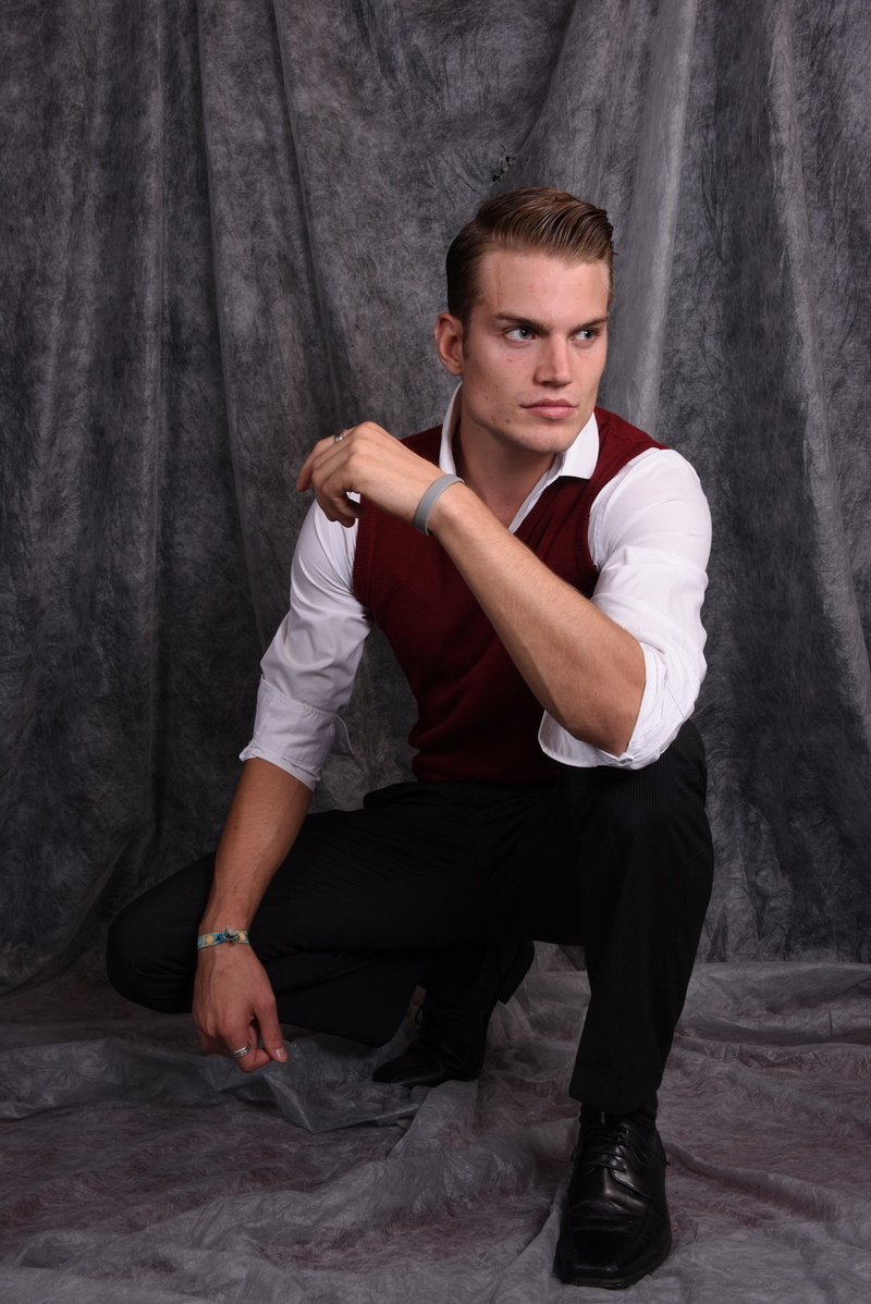 Male model photo shoot of Barry Boshart