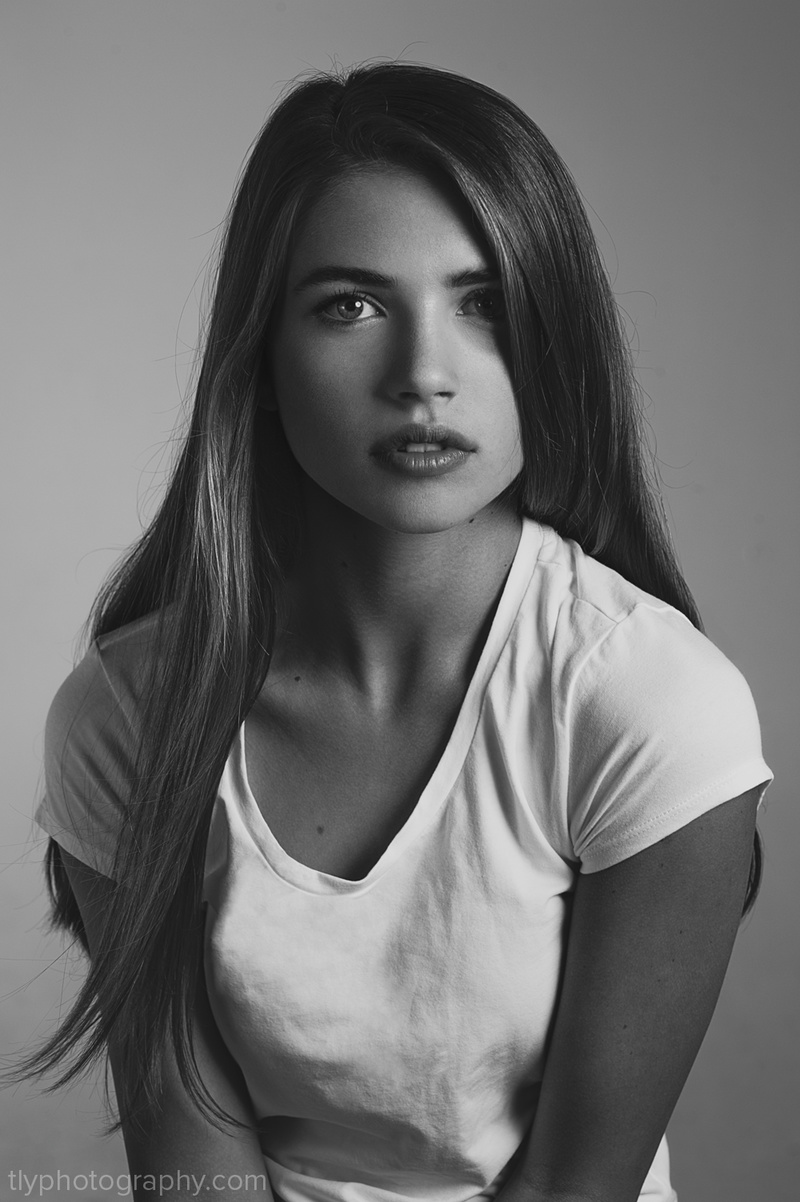 Female model photo shoot of TLYRetouch by Tess Yaney Photography