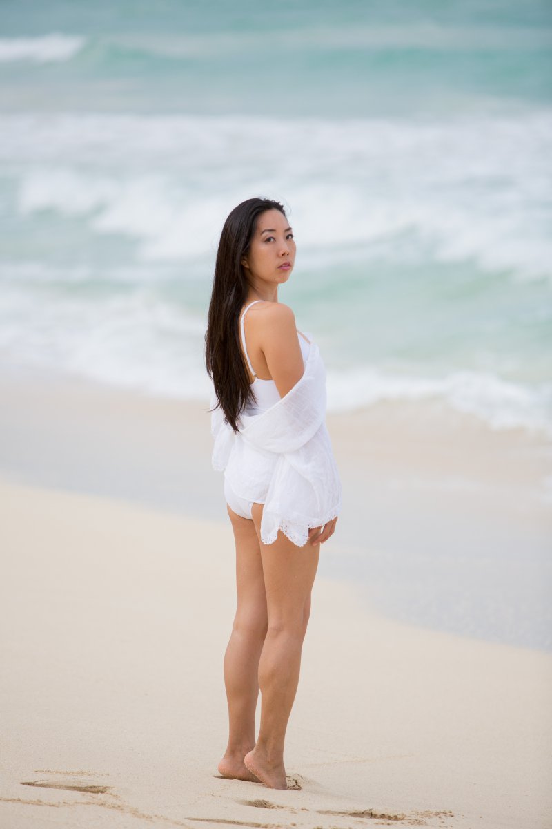 Female model photo shoot of Jeannie Choi