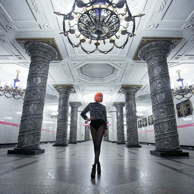 Female model photo shoot of Daria Vladislavovna in Saint Petersburg