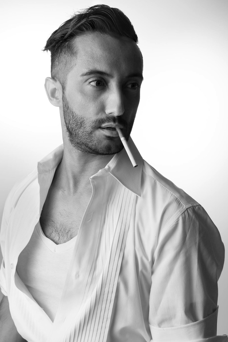 Male model photo shoot of Maxcarta