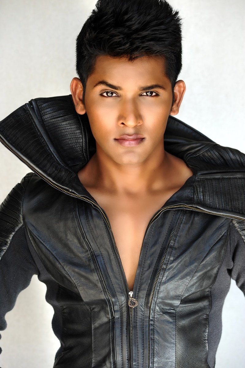 Male model photo shoot of DiNnY in Hollywood