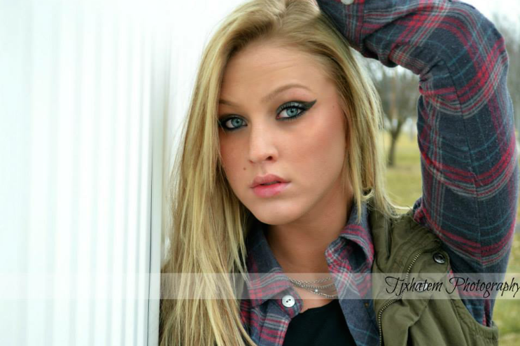 Female model photo shoot of MiaVictoria in Columbus, Ohio