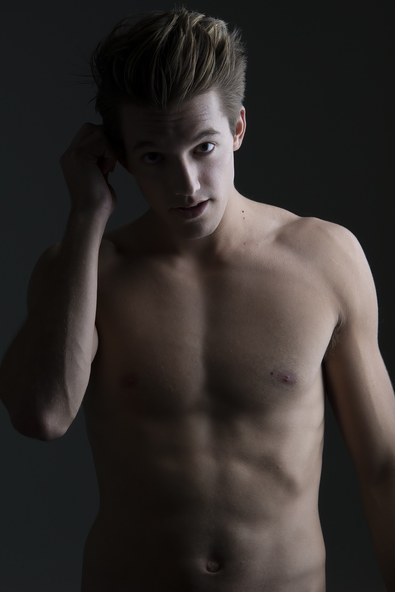 Male model photo shoot of Brandon Wiehe