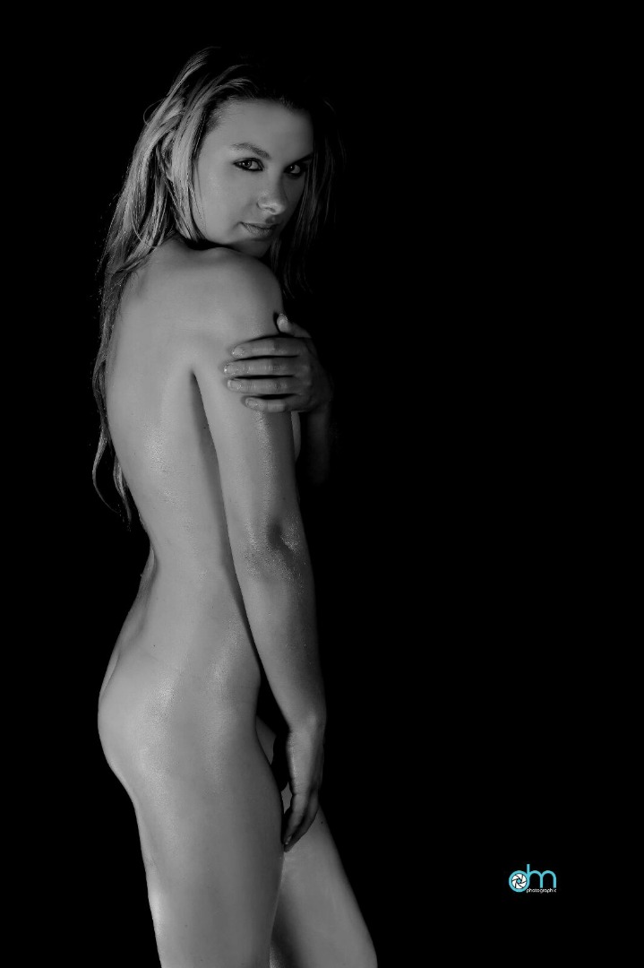 Female model photo shoot of Leila Scott