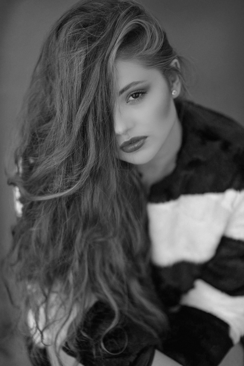 Female model photo shoot of Uliana Moloshna in New York